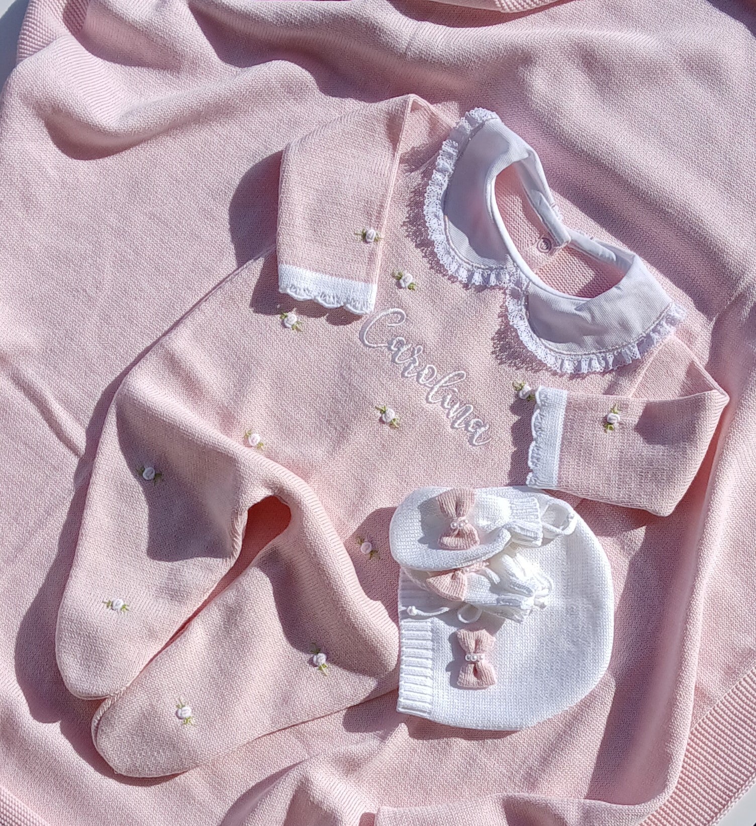 Florence Embroidery Set w/Blanket - Pink