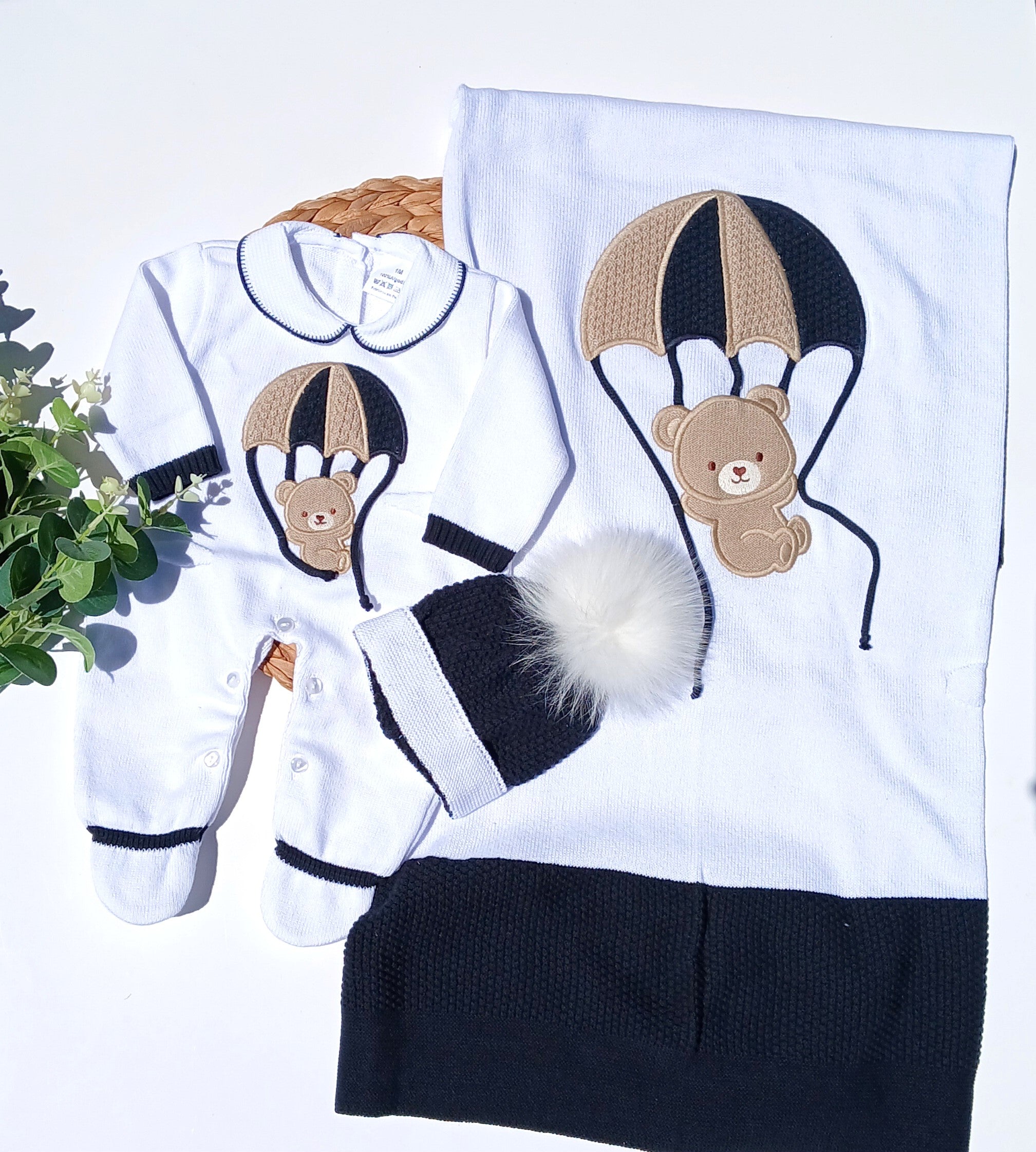 Little Parachute Outfit w/ Blanket - Multiple Colors