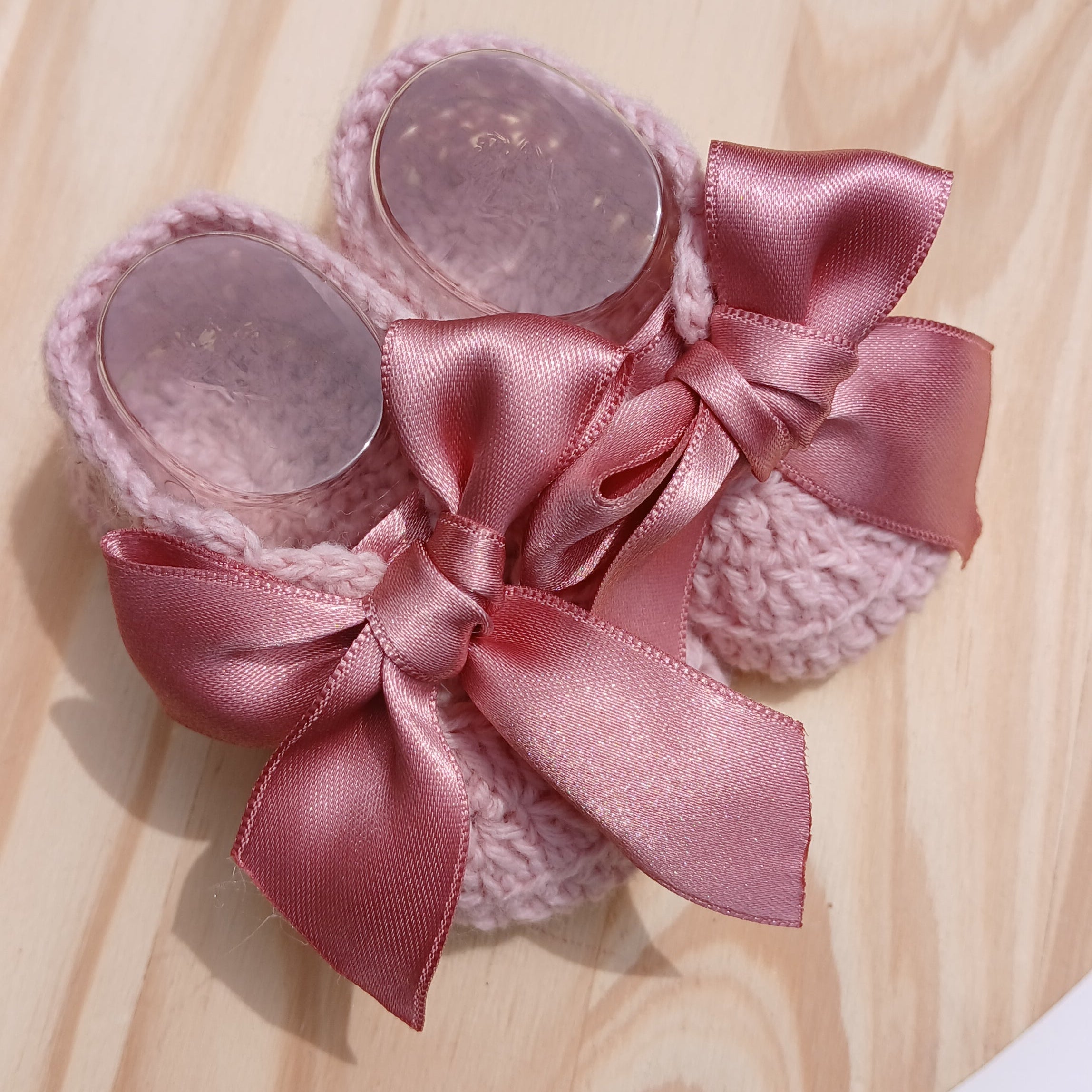 baby Bootie crochet old rose with satin bow