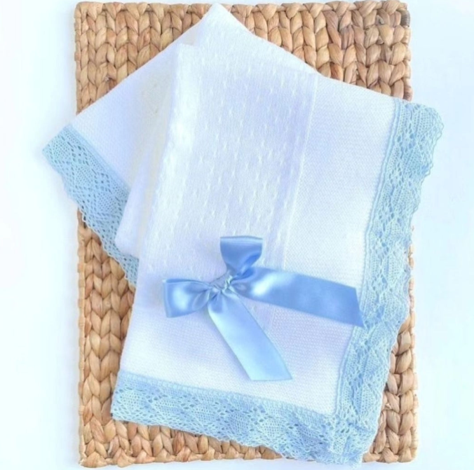 Couverture tricotée espagnole pour bébé - Ivoire
