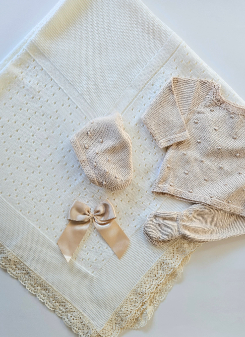 Avila Outfit with Blanket - Multiple Colors