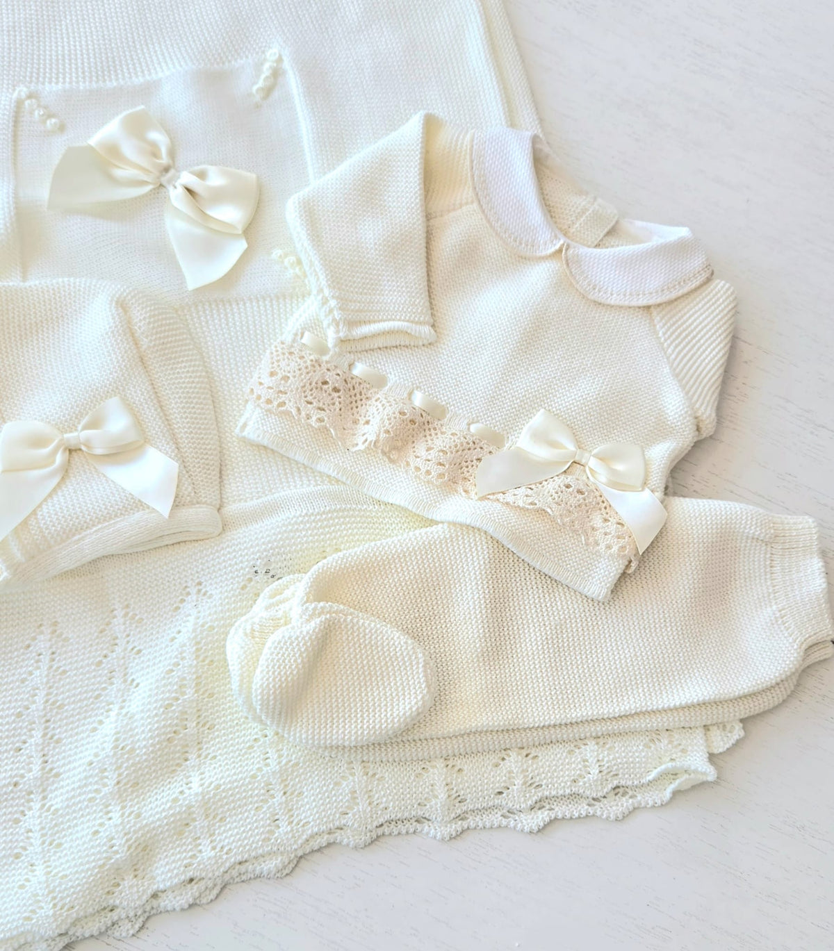 Tivoli Knitted Outfit with Blanket - 5 Colors