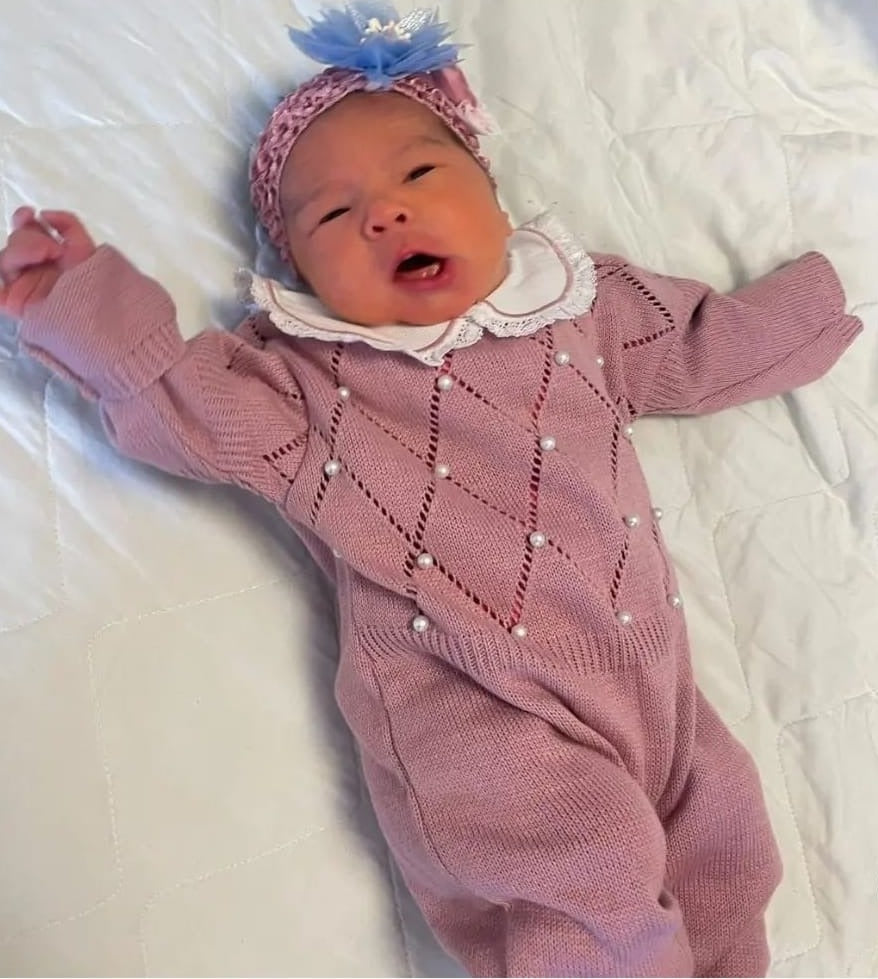 crochet teddy bear aran sweater going home outfit, baby knitted outfit, knit newborn outfit, baby hospital outfit