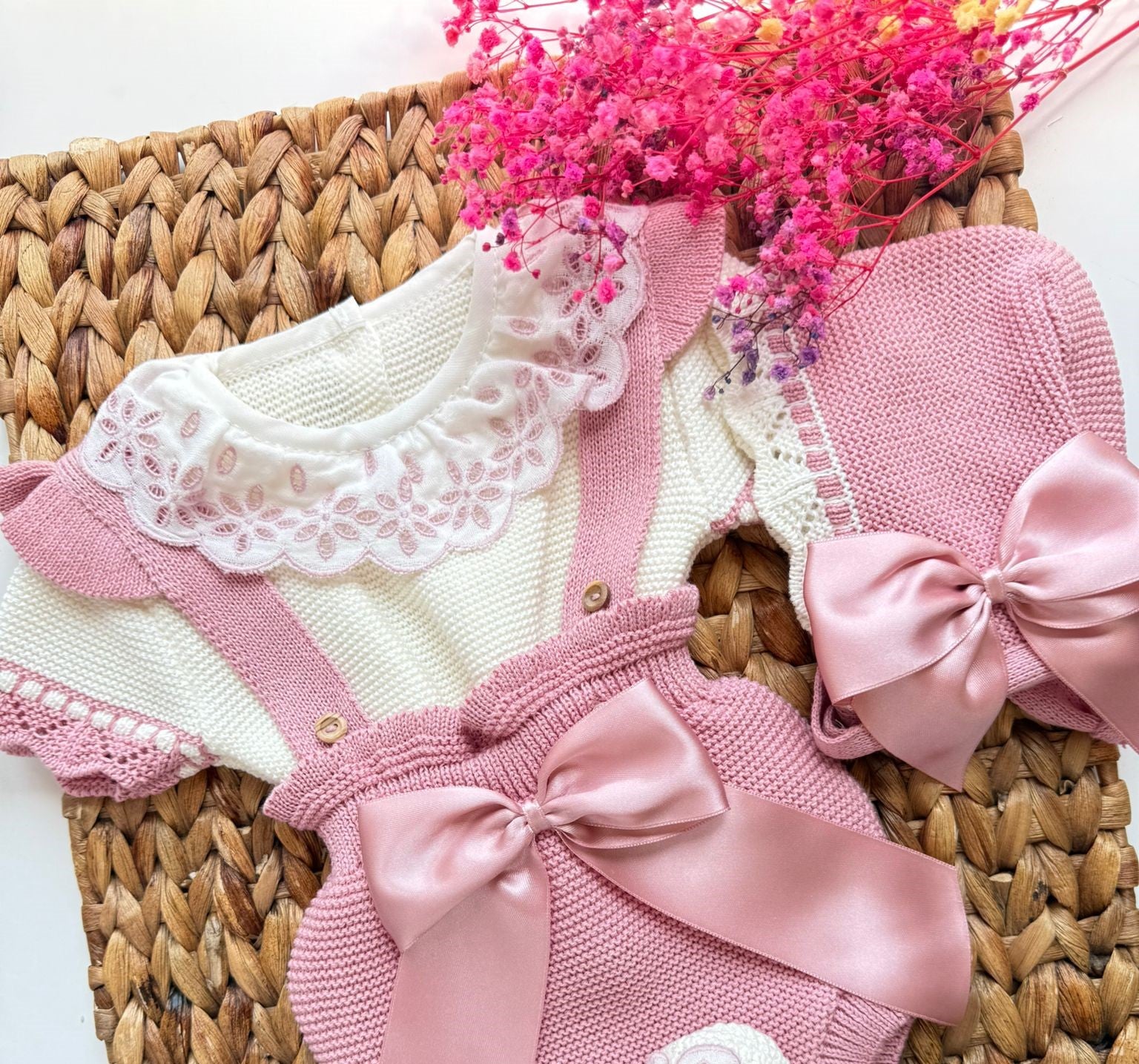 PERSONALIZED NEWBORN GIFT BOX - Ivory and Old Rose