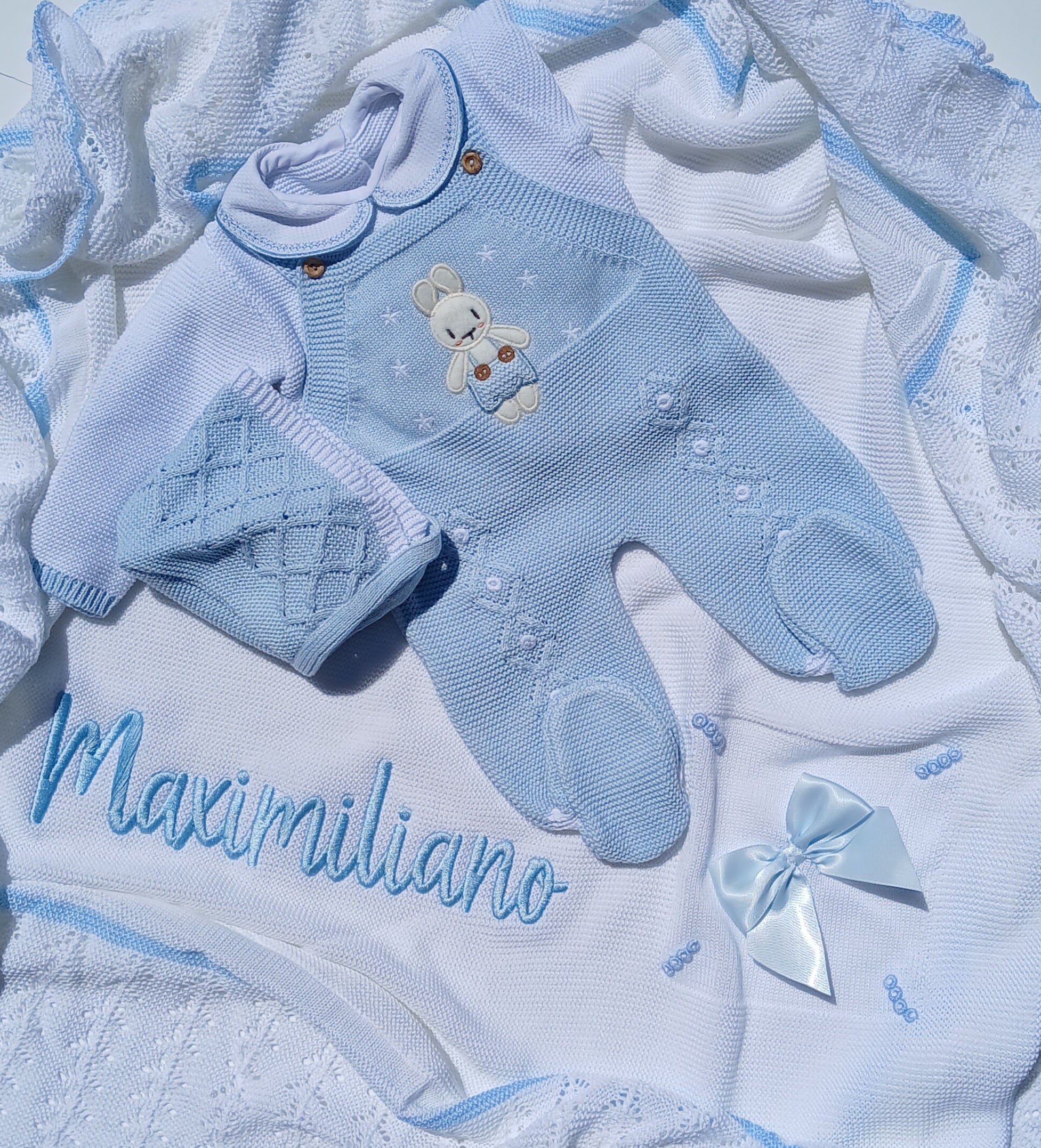 Ensemble Petit Lapin Bleu clair avec couverture - Brodé