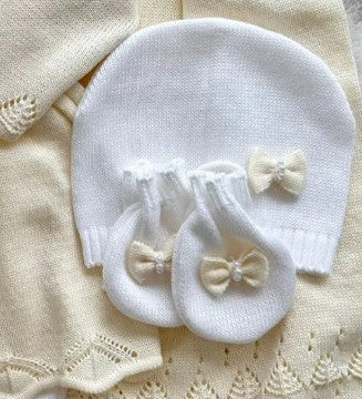 Pearl Coming home Knitted baby girl Romper