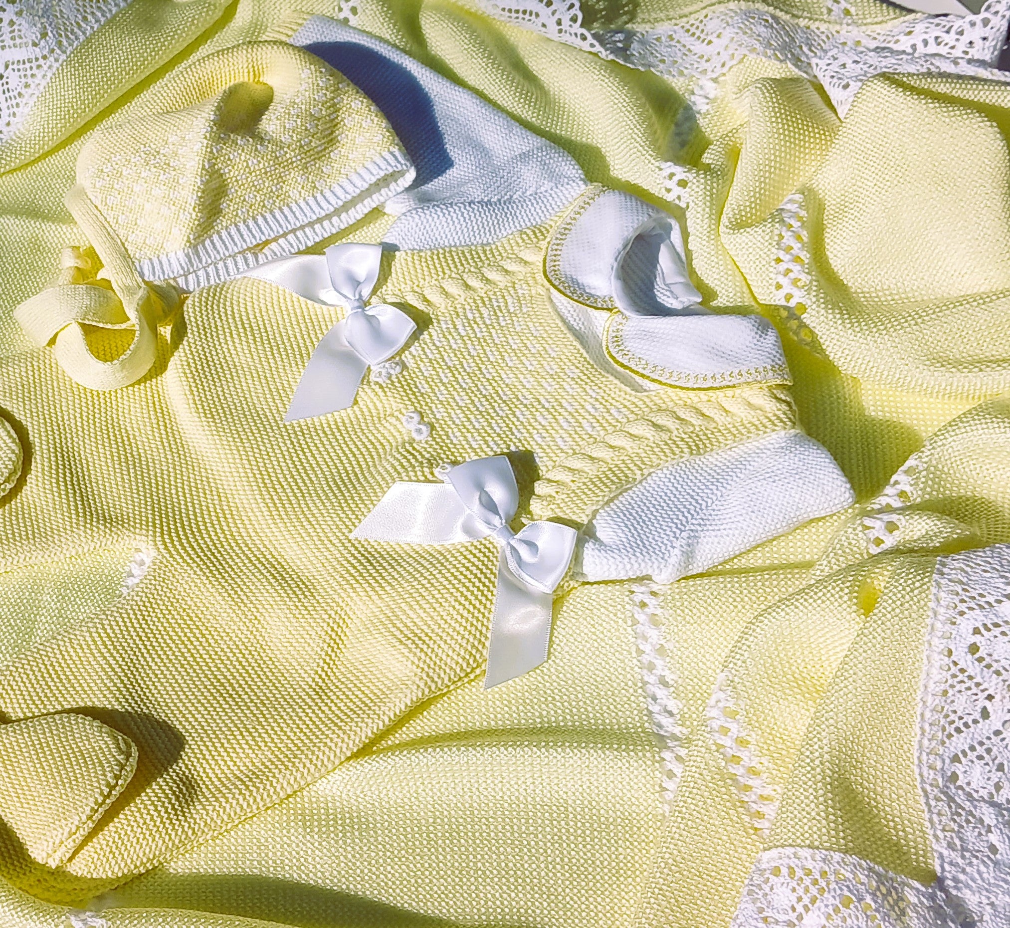 Jacquard Knitted Outfit w/ Blanket- Yellow