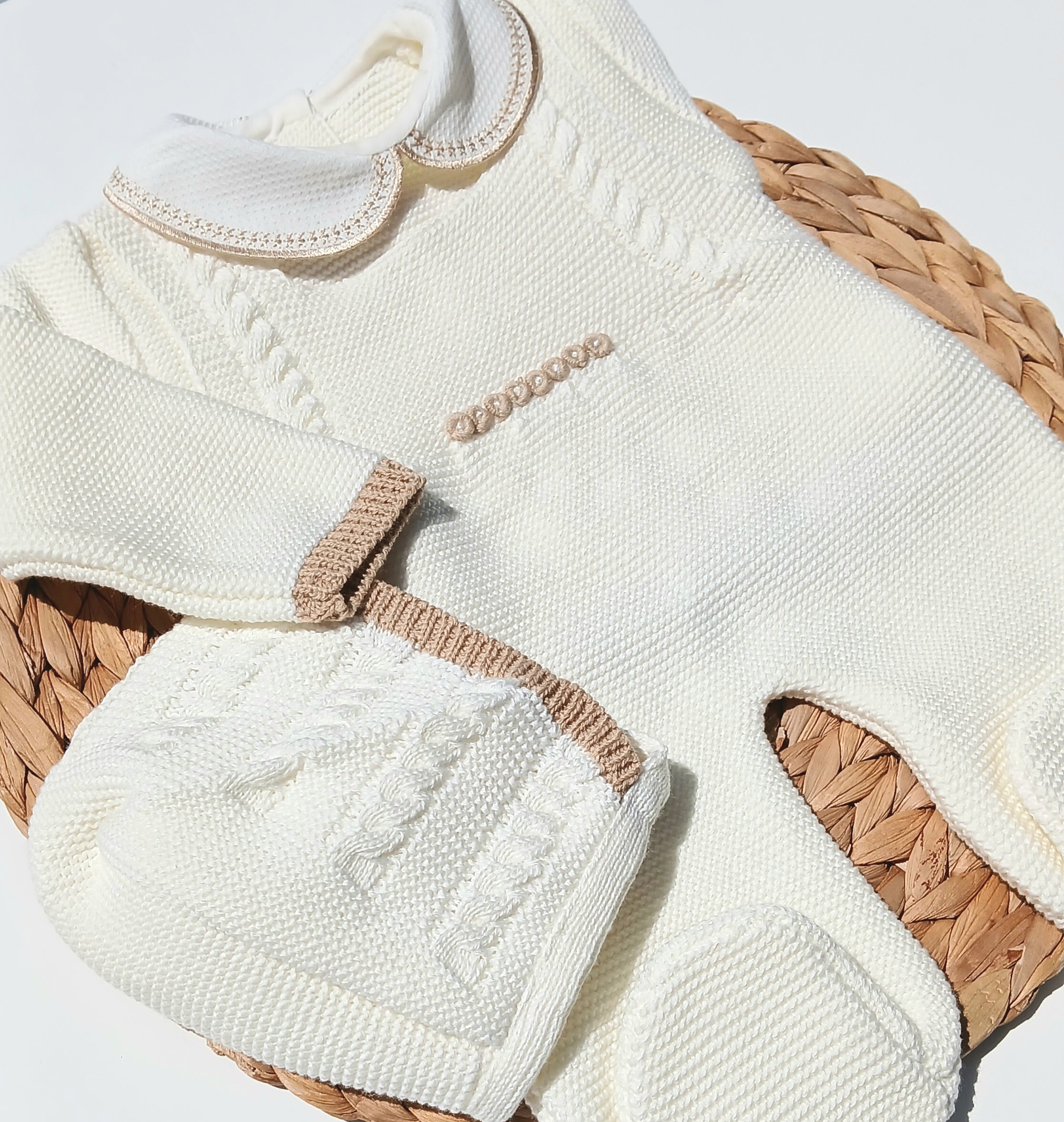Paul Knit Outfit in Ivory & Camel
