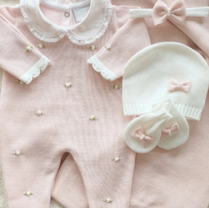 Florence Embroidery Set w/Blanket - Multiple Colors