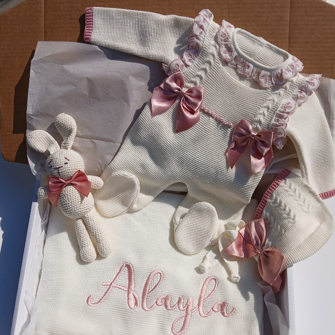 COFFRET CADEAU NOUVEAU-NÉ - Ivoire