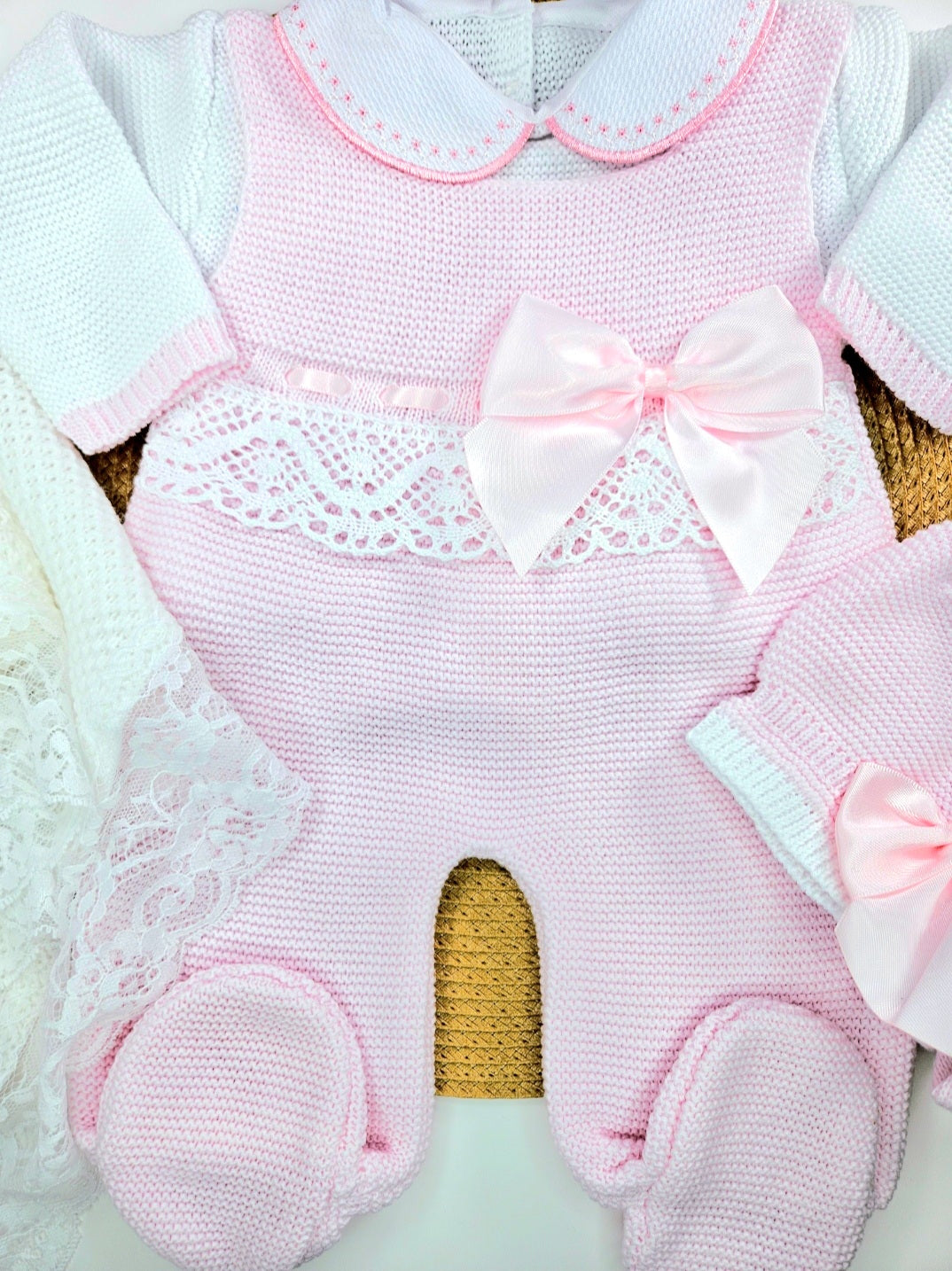 Romana knitted Outfit- Pink & White