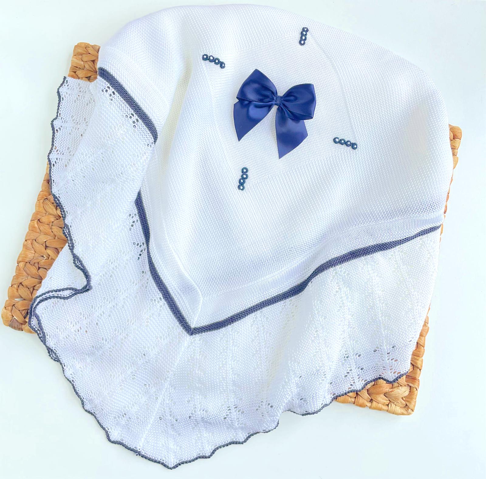 Spanish Knit baby Blanket - White & Navy