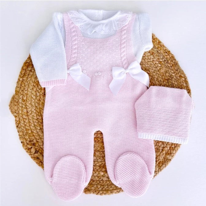 Newborn knit coming home outfit in pink and collar lace in white