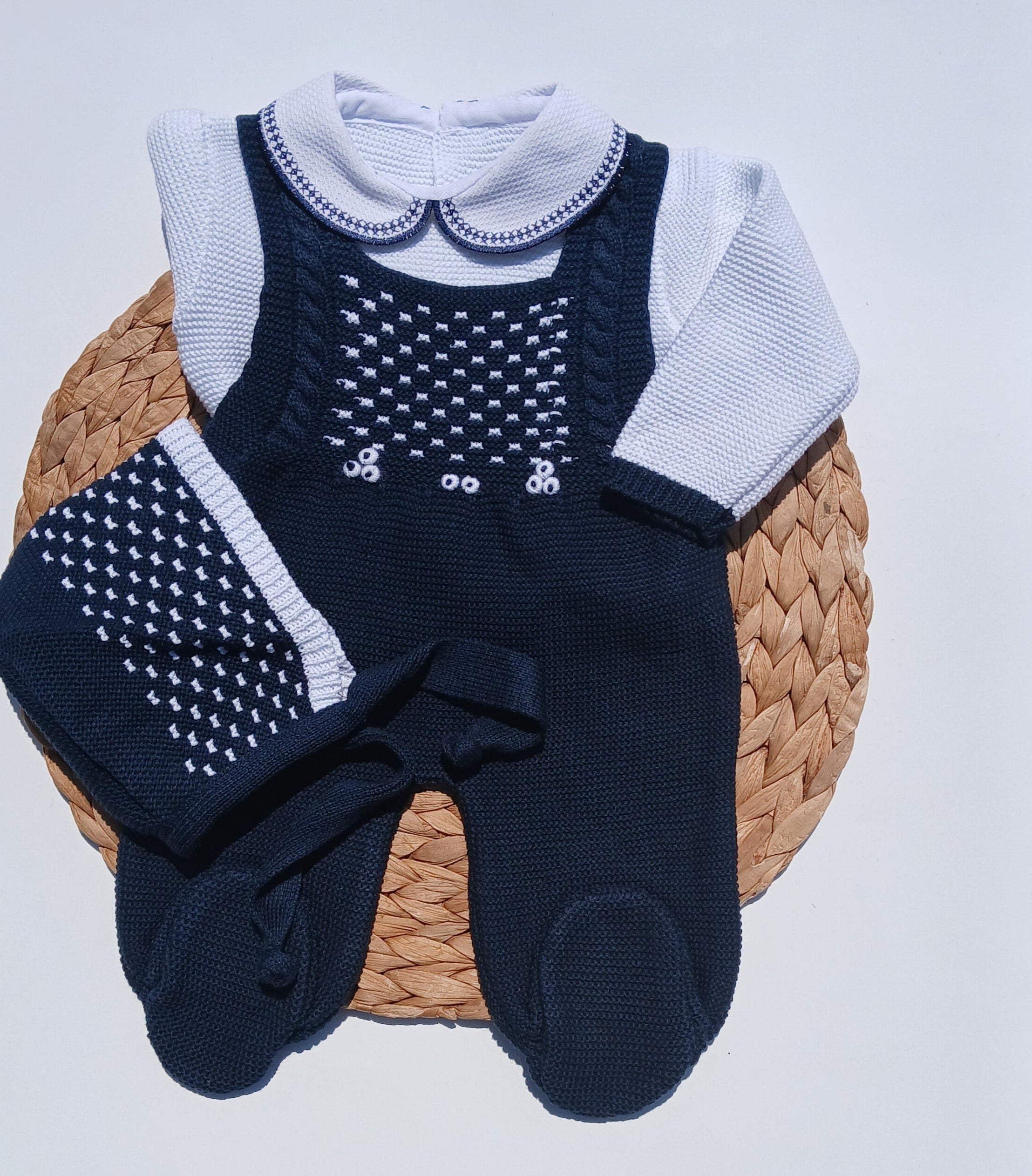  navy and white knitted overall outfit on a with a white Newborn knitted Clothing baby clothing primera puesta punto baby boy come home baby boy homecoming outfit newborn baby gift perfect baby shower gift pregnant announcement baby bonnet baby boy romper ropa bebe varoz  navy recien nacido ropa bebebackground
