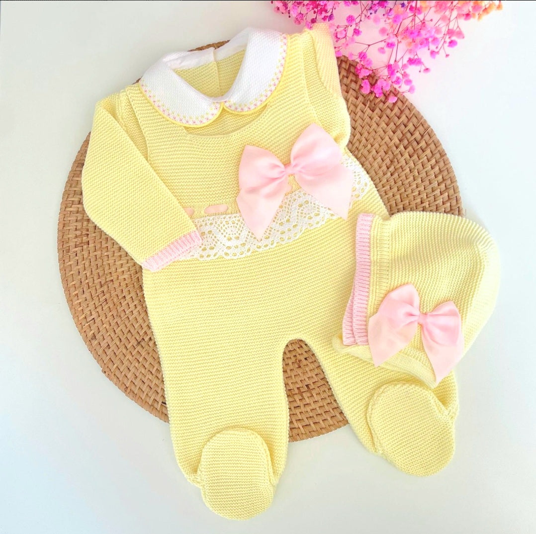 newborn yellow outfit home coming outfit